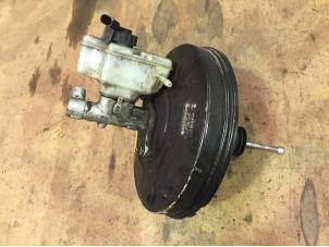 Gebruikte Rembekrachtiger Volkswagen Caddy III (2KA,2KH,2CA,2CH) 2.0 SDI Prijs € 35,00 Margeregeling aangeboden door F. van den Mosselaar autodemontage