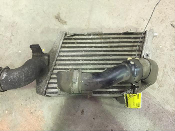 Gebruikte Intercooler Audi A8 (D3) 4.0 TDI V8 32V Lang Quattro Prijs € 35,00 Margeregeling aangeboden door F. van den Mosselaar autodemontage