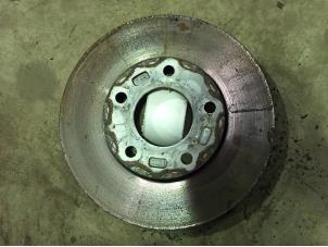 Gebruikte Remschijf voor Mazda 3 Sport (BK) 1.6i 16V Prijs € 20,00 Margeregeling aangeboden door F. van den Mosselaar autodemontage