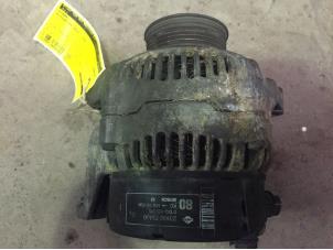 Gebruikte Dynamo Nissan Primera (P10) 2.0i 16V SPi Kat. Prijs € 20,00 Margeregeling aangeboden door F. van den Mosselaar autodemontage