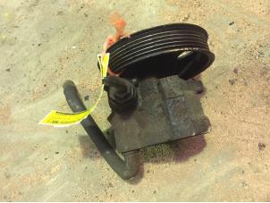 Gebruikte Servopomp Chevrolet Nubira Wagon (J100) 1.6 16V Prijs € 35,00 Margeregeling aangeboden door F. van den Mosselaar autodemontage