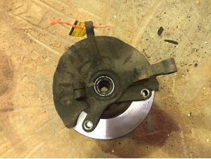 Gebruikte Asschenkel links-voor Chevrolet Matiz Prijs € 35,00 Margeregeling aangeboden door F. van den Mosselaar autodemontage