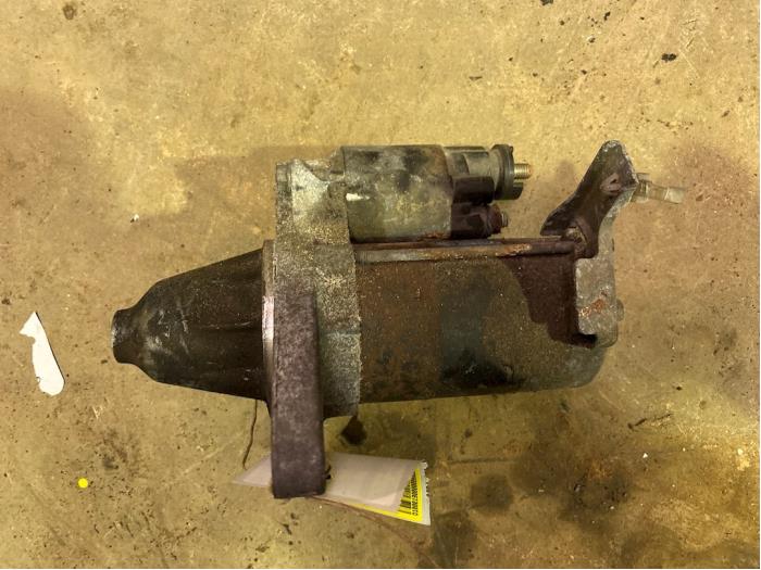 Gebruikte Startmotor Honda Civic (EM) 1.7 16V LS Prijs € 30,00 Margeregeling aangeboden door F. van den Mosselaar autodemontage