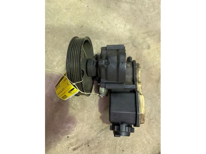 Gebruikte Servopomp Opel Vectra B (36) 1.8 16V Ecotec Prijs € 20,00 Margeregeling aangeboden door F. van den Mosselaar autodemontage