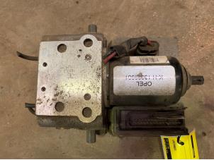 Gebruikte ABS Pomp Opel Vectra B (38) 1.6 16V Ecotec Prijs € 17,50 Margeregeling aangeboden door F. van den Mosselaar autodemontage