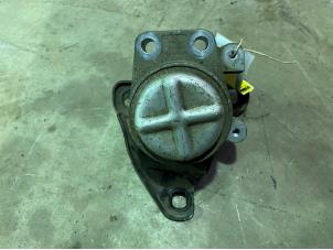 Gebruikte Motorrubber Ford Mondeo III 2.0 TDCi 115 16V Prijs € 15,00 Margeregeling aangeboden door F. van den Mosselaar autodemontage