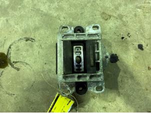 Gebruikte Motorrubber Ford Mondeo III Wagon 2.0 TDCi 115 16V Prijs € 15,00 Margeregeling aangeboden door F. van den Mosselaar autodemontage