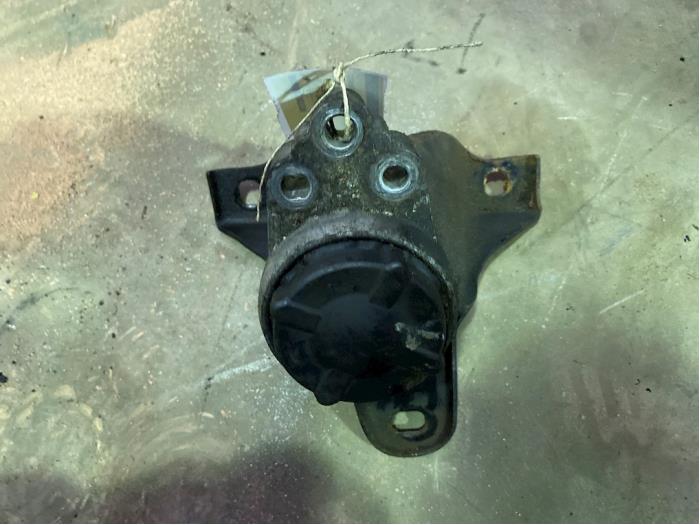Gebruikte Motorsteun Ford Focus 1 Wagon 1.4 16V Prijs € 15,00 Margeregeling aangeboden door F. van den Mosselaar autodemontage