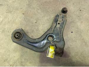 Gebruikte Draagarm links-voor Ford Fiesta 4 Prijs € 25,00 Margeregeling aangeboden door F. van den Mosselaar autodemontage