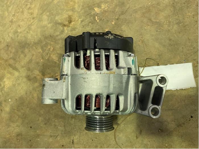 Gebruikte Dynamo Ford Ka+ 1.2 Ti-VCT Prijs € 50,00 Margeregeling aangeboden door F. van den Mosselaar autodemontage