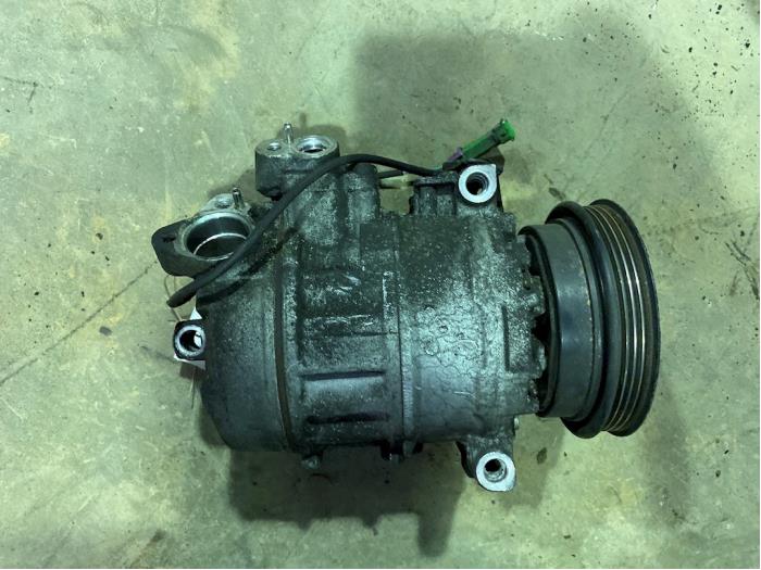 Gebruikte Aircopomp Volkswagen Passat Variant (3B6) 1.9 TDI 100 Prijs € 75,00 Margeregeling aangeboden door F. van den Mosselaar autodemontage