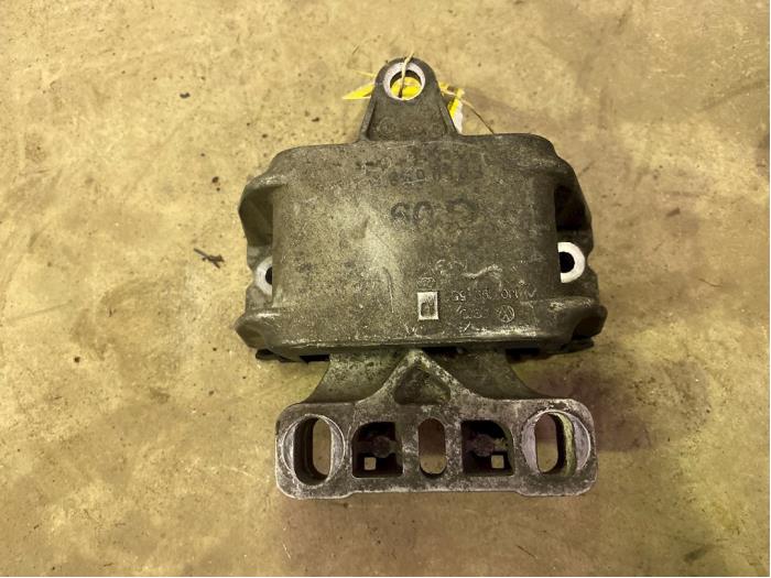 Gebruikte Motorrubber Volkswagen Golf IV (1J1) 1.9 TDI 110 Prijs € 15,00 Margeregeling aangeboden door F. van den Mosselaar autodemontage