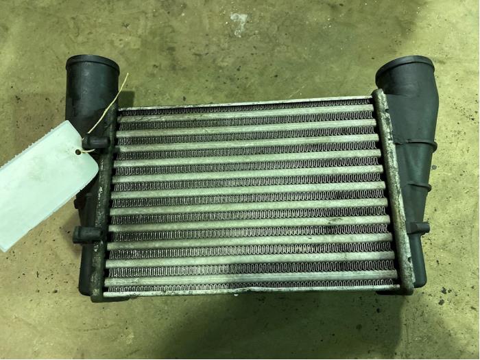 Gebruikte Intercooler Audi A4 Avant (B5) 1.9 TDI Prijs € 25,00 Margeregeling aangeboden door F. van den Mosselaar autodemontage