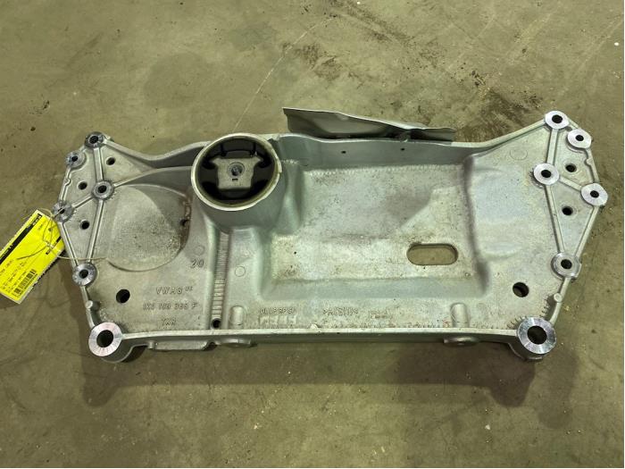Gebruikte Subframe Seat Altea (5P1) 2.0 TDI 16V Prijs € 50,00 Margeregeling aangeboden door F. van den Mosselaar autodemontage