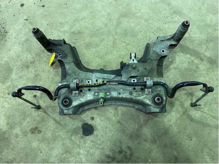 Gebruikte Subframe Renault Megane III Grandtour (KZ) 2.0 16V TCe 180 Prijs € 50,00 Margeregeling aangeboden door F. van den Mosselaar autodemontage