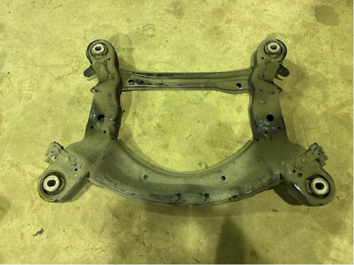 Gebruikte Subframe Audi A6 Avant Quattro (C6) 3.0 TDI V6 24V Prijs € 75,00 Margeregeling aangeboden door F. van den Mosselaar autodemontage