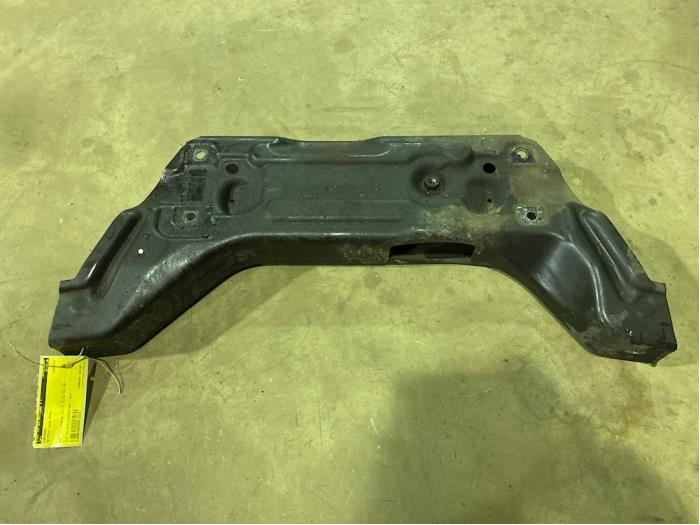 Gebruikte Subframe Volkswagen Polo IV (9N1/2/3) 1.4 TDI 70 Prijs € 50,00 Margeregeling aangeboden door F. van den Mosselaar autodemontage