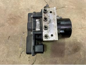 Gebruikte ABS Pomp Volkswagen Polo V (6R) 1.2 TDI 12V BlueMotion Prijs € 25,00 Margeregeling aangeboden door F. van den Mosselaar autodemontage