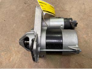 Gebruikte Startmotor Renault Twingo III (AH) 1.0 SCe 70 12V Prijs € 50,00 Margeregeling aangeboden door F. van den Mosselaar autodemontage