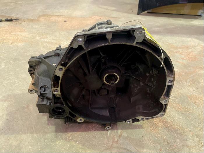 Gebruikte Versnellingsbak Ford Ka I 1.3i Prijs € 125,00 Margeregeling aangeboden door F. van den Mosselaar autodemontage