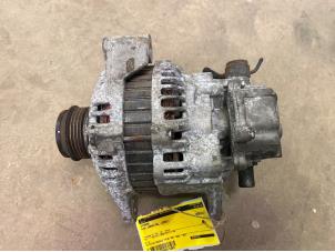 Gebruikte Dynamo Kia Carnival 1 (FLB) 2.9 TD 16V Prijs € 35,00 Margeregeling aangeboden door F. van den Mosselaar autodemontage