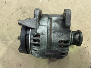 Gebruikte Dynamo Audi A4 Allroad Quattro (B8) 2.0 TDI 16V Prijs € 70,00 Margeregeling aangeboden door F. van den Mosselaar autodemontage