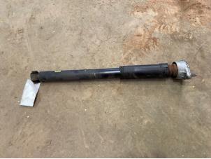 Gebruikte Schokbreker rechts-achter Mercedes E (W212) E-250 CDI 16V BlueEfficiency Prijs € 25,00 Margeregeling aangeboden door F. van den Mosselaar autodemontage