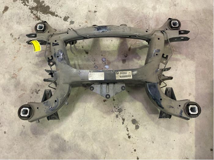 Gebruikte Subframe BMW X5 (E70) xDrive 35d 3.0 24V Prijs € 75,00 Margeregeling aangeboden door F. van den Mosselaar autodemontage