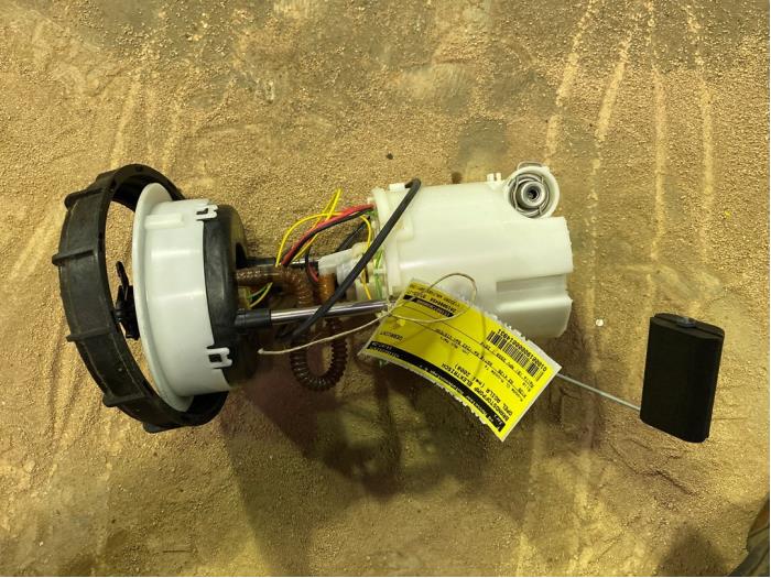 Gebruikte Tank element Pomp Opel Agila (B) 1.2 16V Prijs € 35,00 Margeregeling aangeboden door F. van den Mosselaar autodemontage