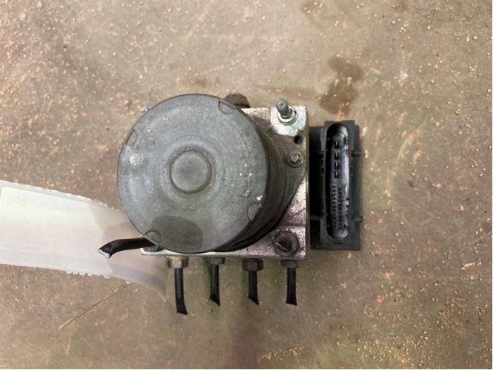 Gebruikte ABS Pomp Fiat Grande Punto (199) 1.4 Prijs € 20,00 Margeregeling aangeboden door F. van den Mosselaar autodemontage