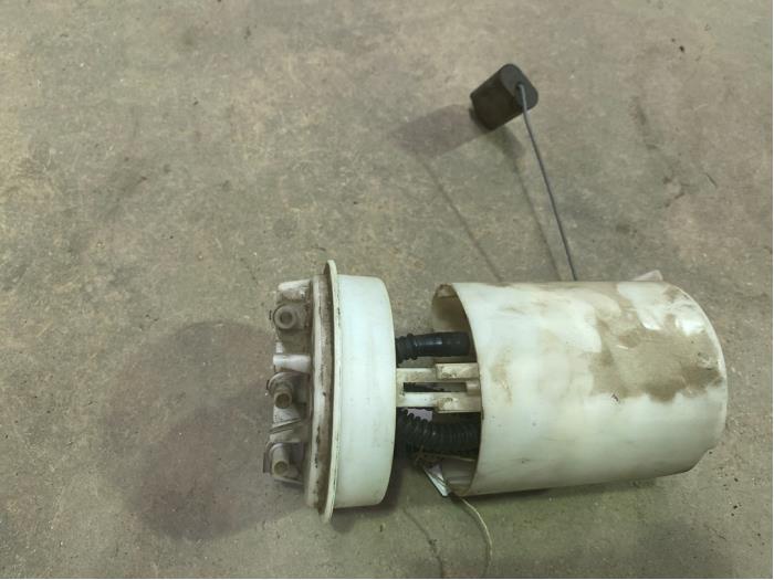 Gebruikte Tank element Pomp Volvo V40 (VW) 1.9 D Prijs € 25,00 Margeregeling aangeboden door F. van den Mosselaar autodemontage
