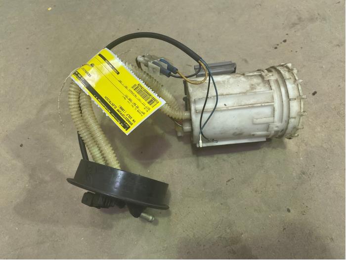 Gebruikte Tank element Pomp Volkswagen Golf III (1H1) 1.6 i Prijs € 25,00 Margeregeling aangeboden door F. van den Mosselaar autodemontage
