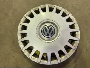 Gebruikte Wieldop Volkswagen Golf IV (1J1) 1.6 16V Prijs € 10,00 Margeregeling aangeboden door F. van den Mosselaar autodemontage