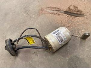 Gebruikte Tank element Pomp Volkswagen Passat Variant (35I) 1.8 i Prijs € 25,00 Margeregeling aangeboden door F. van den Mosselaar autodemontage