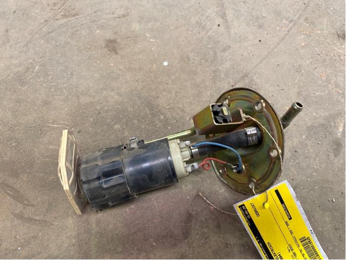Gebruikte Tank element Pomp Opel Corsa B (73/78/79) 1.4i Swing,Joy,Sport,GLS Prijs € 15,00 Margeregeling aangeboden door F. van den Mosselaar autodemontage