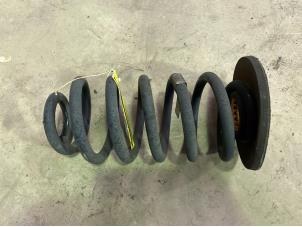 Gebruikte Veerschroef achter Opel Mokka/Mokka X 1.4 Turbo 16V Bi-fuel ecoFLEX 4x2 Prijs € 25,00 Margeregeling aangeboden door F. van den Mosselaar autodemontage