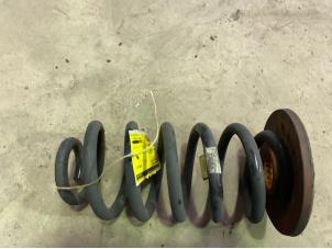 Gebruikte Veerschroef achter Opel Mokka/Mokka X 1.4 Turbo 16V Bi-fuel ecoFLEX 4x2 Prijs € 25,00 Margeregeling aangeboden door F. van den Mosselaar autodemontage