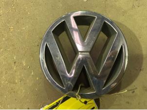 Gebruikte Embleem Volkswagen Passat (3B3) 1.9 TDI 100 Prijs € 10,00 Margeregeling aangeboden door F. van den Mosselaar autodemontage