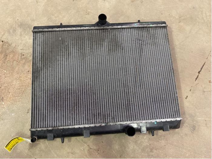 Gebruikte Radiateur Citroen DS 4/DS 4 Crossback (NX) 2.0 BlueHDi 180 Prijs € 35,00 Margeregeling aangeboden door F. van den Mosselaar autodemontage