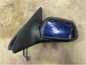 Gebruikte Spiegel Buiten links Ford Mondeo III Wagon 1.8 16V Prijs € 35,00 Margeregeling aangeboden door F. van den Mosselaar autodemontage