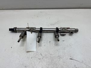 Gebruikte Injector brug Volkswagen Polo V (6R) 1.4 TSI 16V BlueGT Prijs € 50,00 Margeregeling aangeboden door F. van den Mosselaar autodemontage