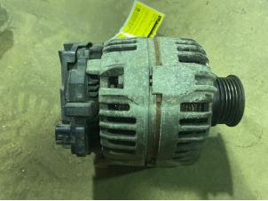 Gebruikte Dynamo Opel Astra H (L48) 1.6 16V Prijs € 35,00 Margeregeling aangeboden door F. van den Mosselaar autodemontage