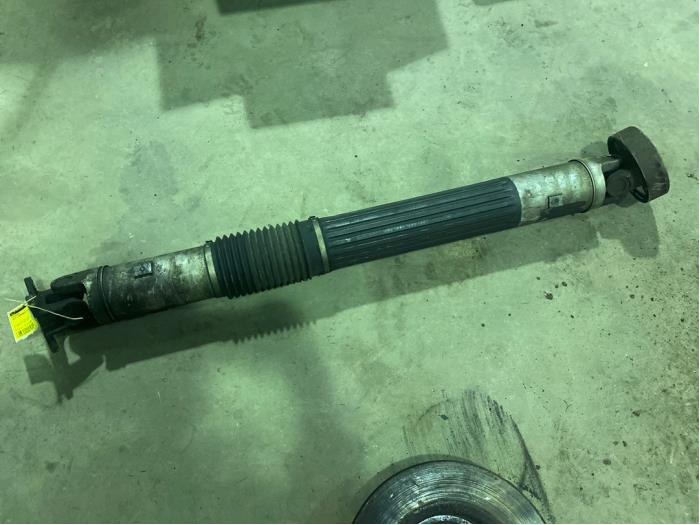 Gebruikte Tussenas Jeep Commander (XK) 3.0 CRD Prijs € 100,00 Margeregeling aangeboden door F. van den Mosselaar autodemontage