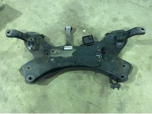 Gebruikte Subframe Kia Sportage (SL) 2.0 CVVT 16V 4x2 Prijs € 75,00 Margeregeling aangeboden door F. van den Mosselaar autodemontage