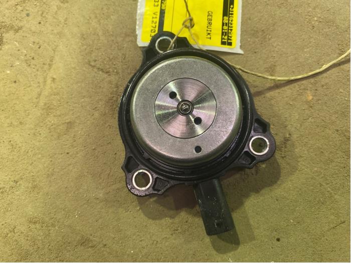 Gebruikte Nokkenas Sensor Renault Captur II (RJB) 1.3 TCe 155 16V Prijs € 25,00 Margeregeling aangeboden door F. van den Mosselaar autodemontage