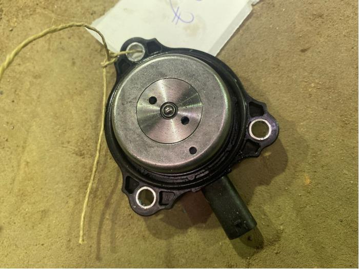 Gebruikte Nokkenas Sensor Renault Captur II (RJB) 1.3 TCe 155 16V Prijs € 25,00 Margeregeling aangeboden door F. van den Mosselaar autodemontage
