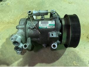 Gebruikte Aircopomp Renault Twingo II (CN) 1.2 16V Prijs € 75,00 Margeregeling aangeboden door F. van den Mosselaar autodemontage