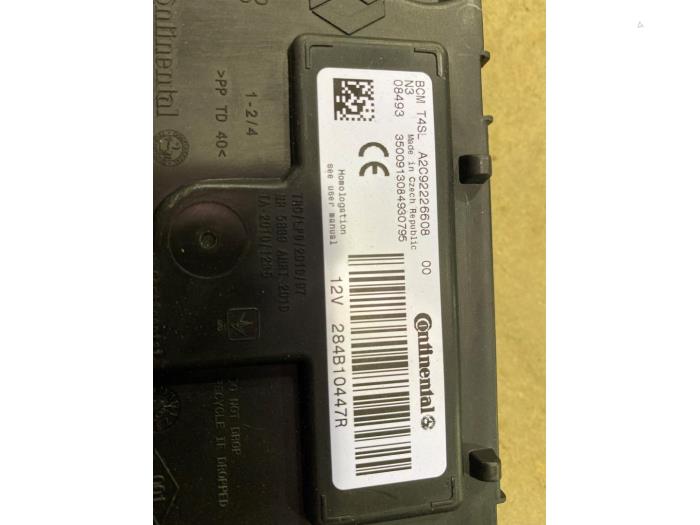 Computer Body Control van een Renault Clio IV (5R) 0.9 Energy TCE 90 12V 2018