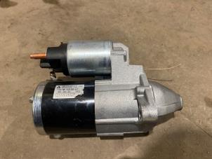 Gebruikte Startmotor Renault Twingo III (AH) 1.0 SCe 75 12V Prijs € 50,00 Margeregeling aangeboden door F. van den Mosselaar autodemontage