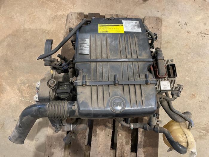 Motor van een Fiat Grande Punto (199) 1.4 2006
